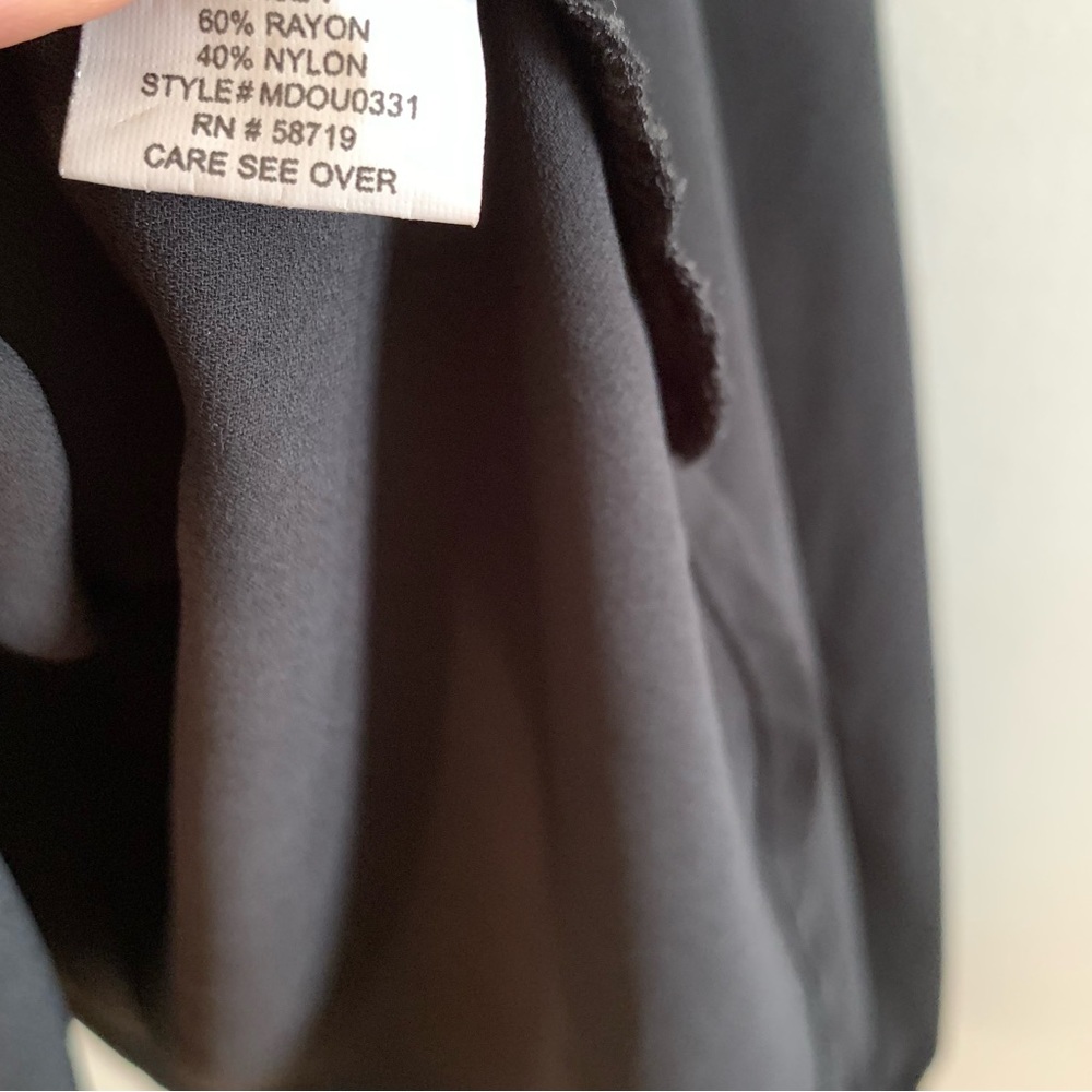 Notations Blouse - Picture 4 of 5